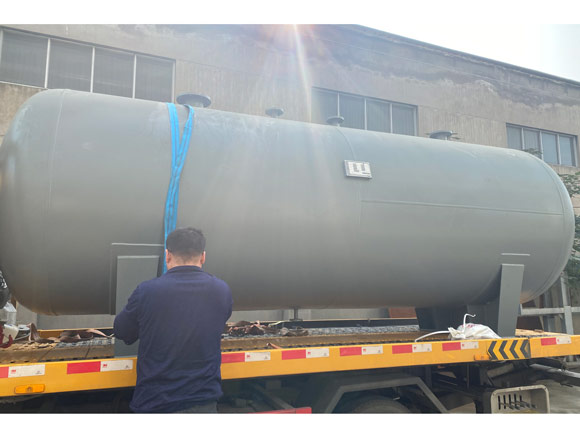 Compressed Air Storage Tank