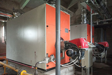 Vacuum Hot Water Boilers 2.1MW Use In Holiday Hotel
