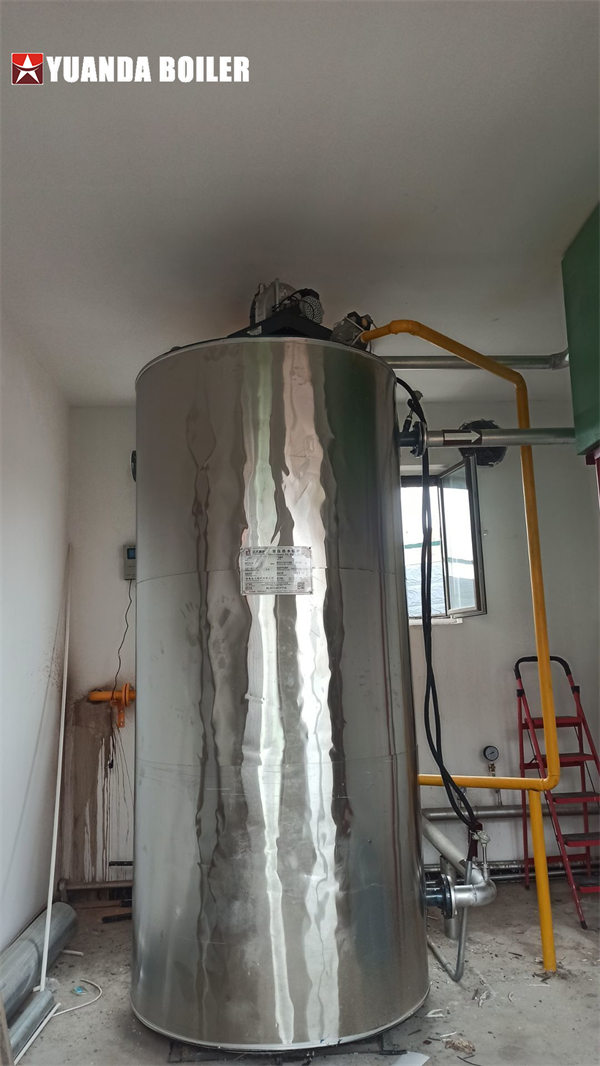 Gas Hot Water Boiler 470kw Vertical Water Heater For Industrial Use