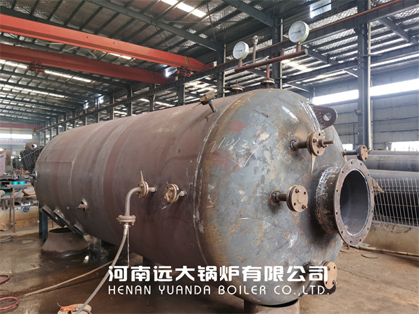 Vertical Coal Fired Hot Water Boiler 350KW 700kW for Heating Systems